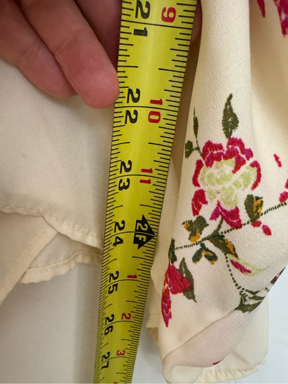 Rose + Olive Floral V-Neck Kimono Top - Cream with Pink & Green Floral Print, L - Picture 5 of 6